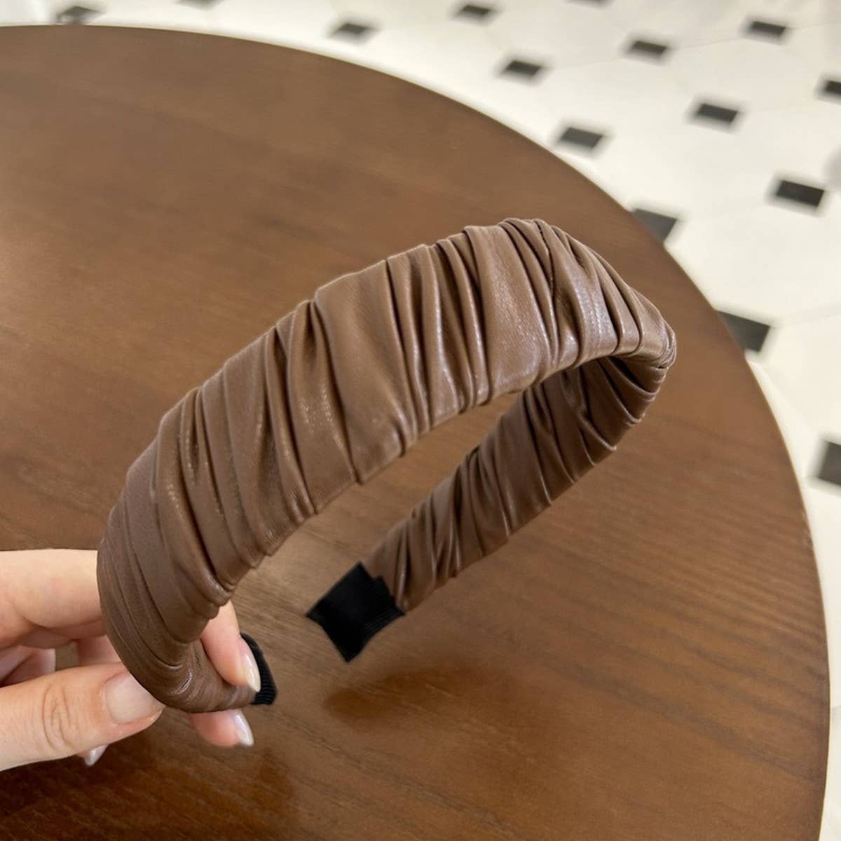 FRENCH STYLE RETRO PLEATED WIDE BRIM HEADBAND