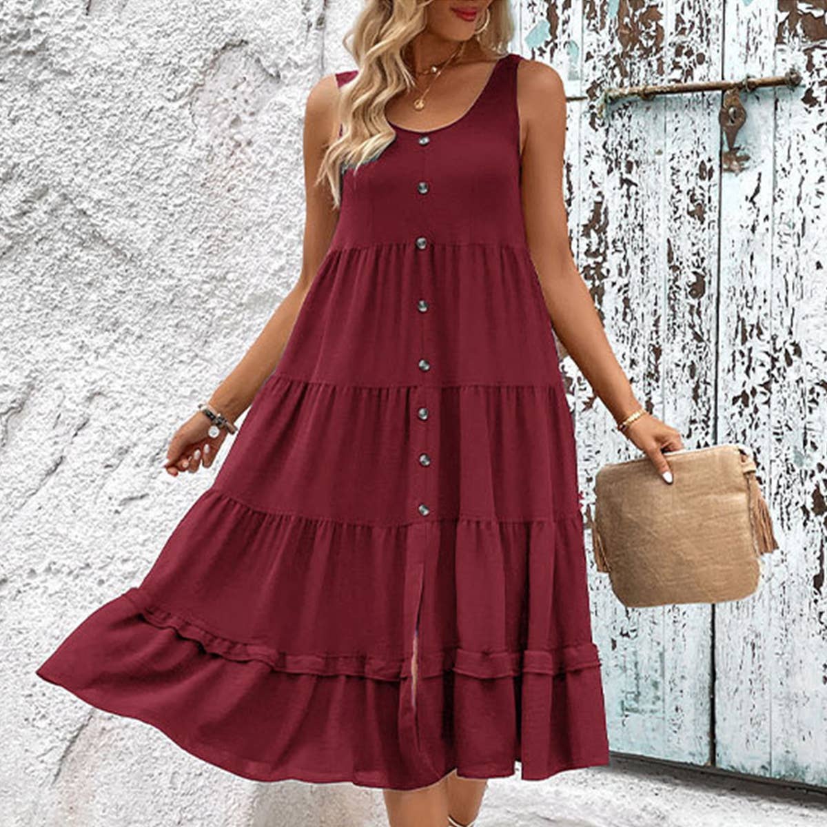 Sleeveless split-stitching dress