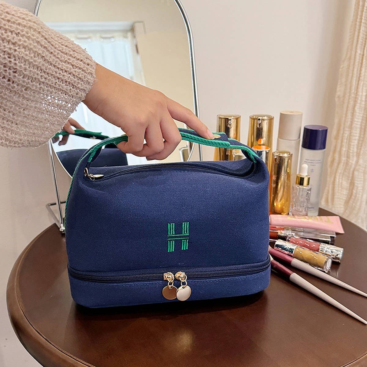 PORTABLE CANVAS LARGE CAPACITY COSMETIC BAG_CWAB4395