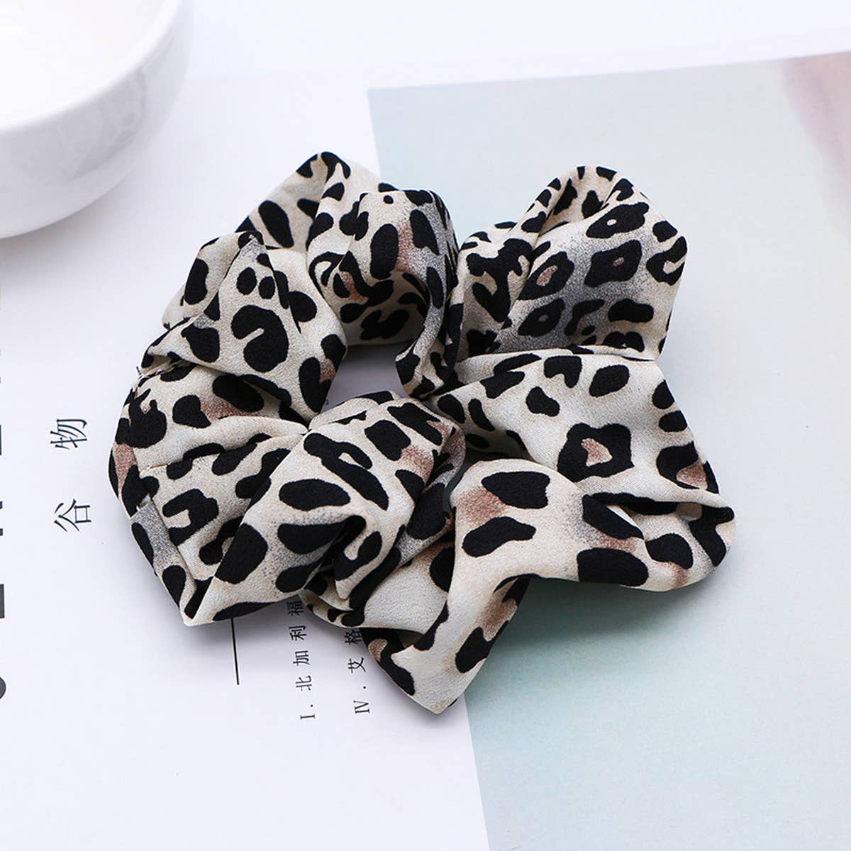 NEW LEOPARD PRINT LARGE INTESTINE HAIR TIE_CWAHA1071