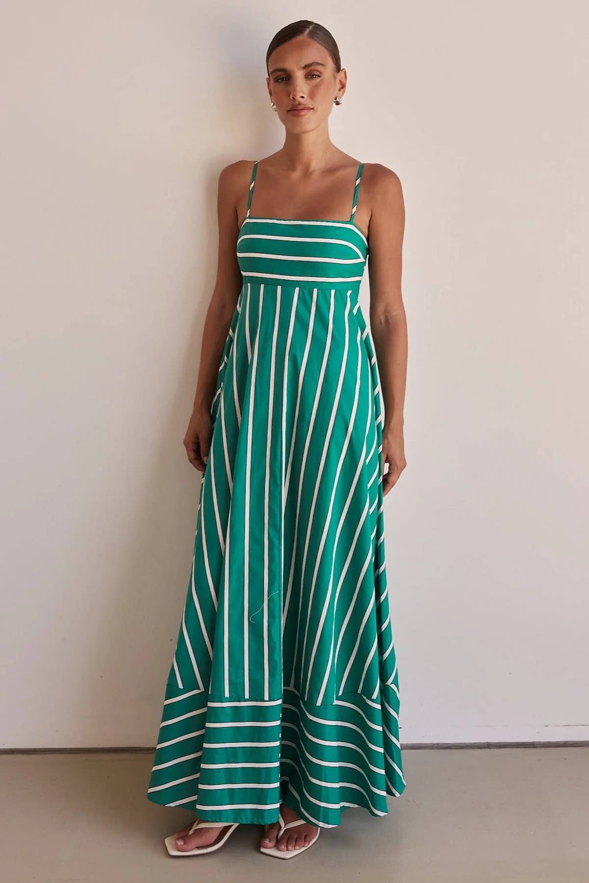 Fashion simple striped halter swing simple dress