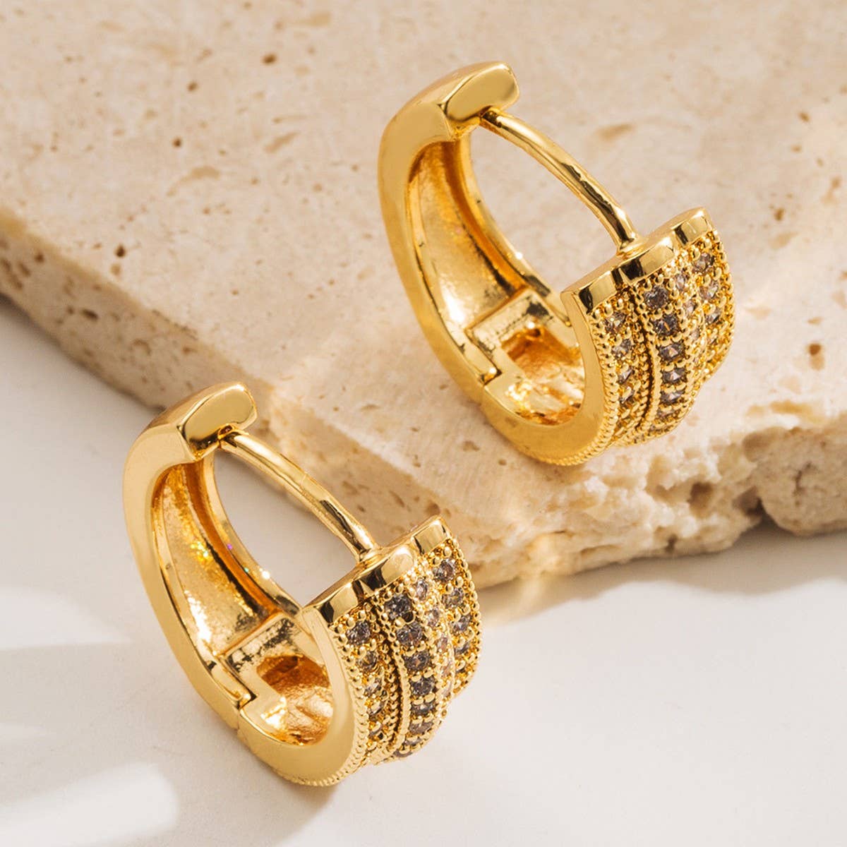 Starry Hoop Earrings Gold-Plated Unique Design_CWMM8534