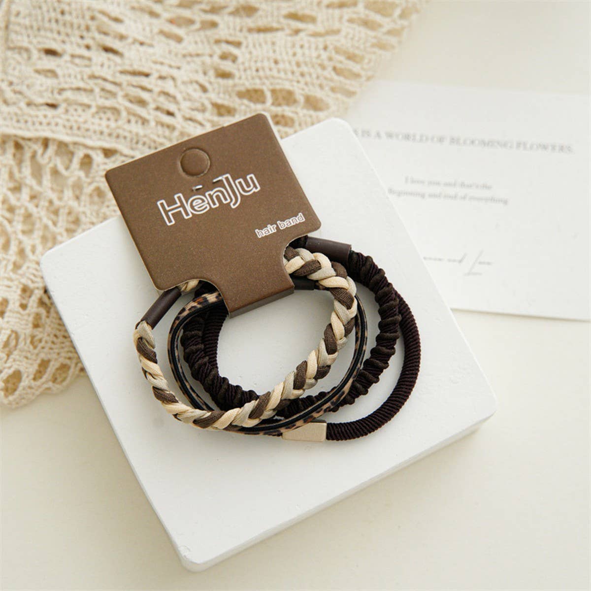 SOFT, ELASTIC AND SIMPLE HAIR TIES_CWAHA1127