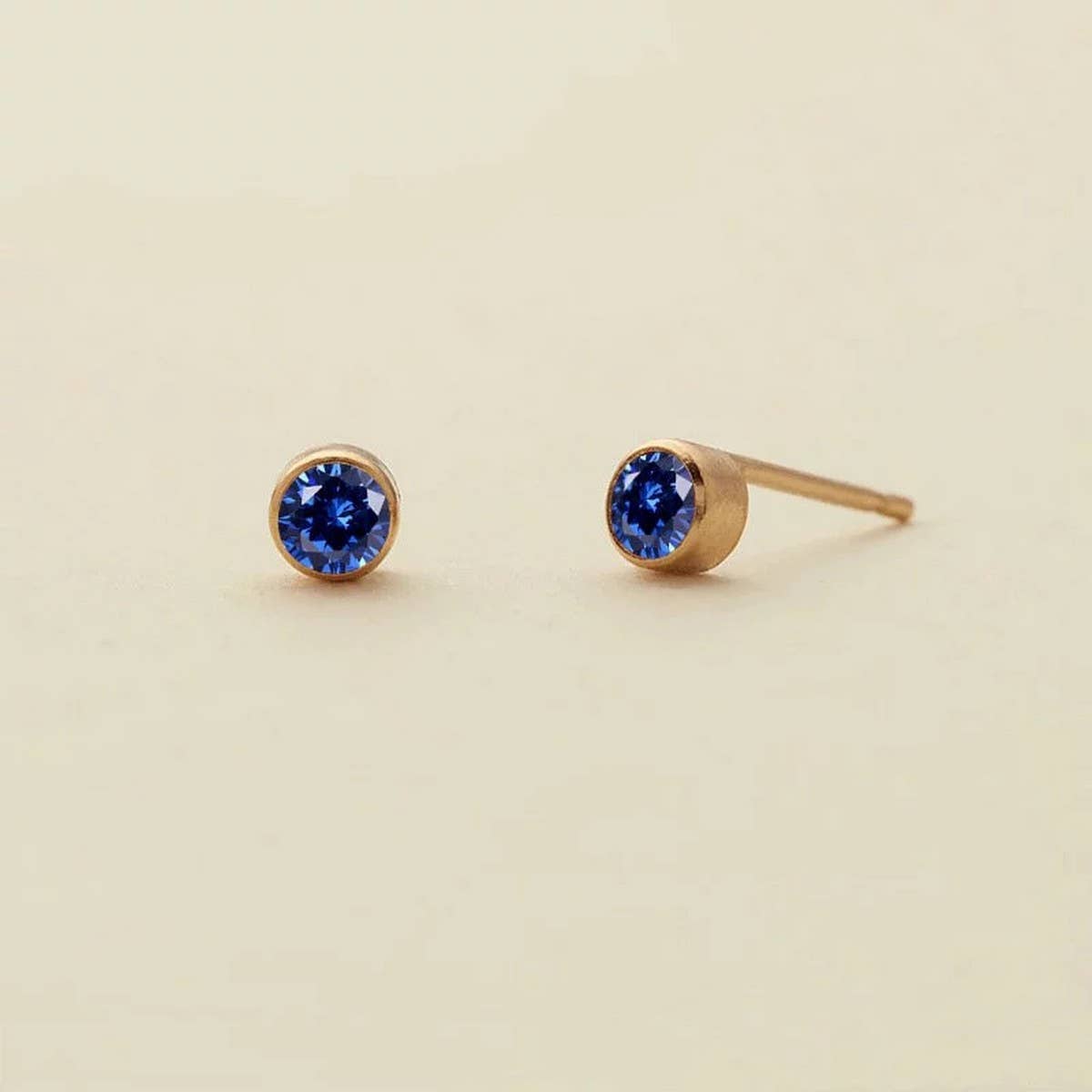 Zodiac Birthstone Zircon Stud Earrings Colorfast_CWAJE5027