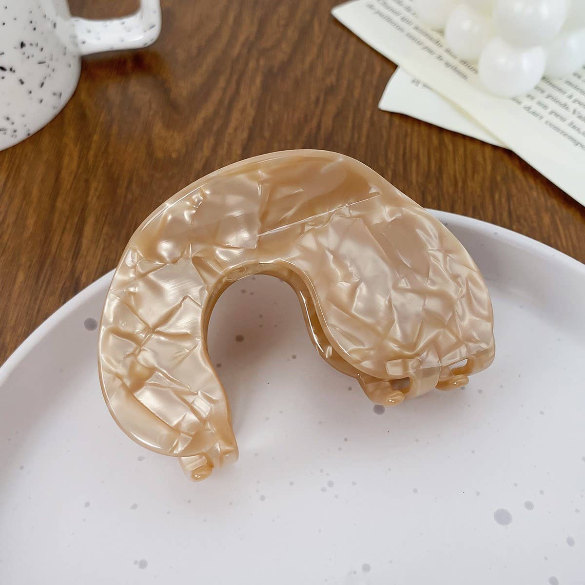 Elegant Acetate Hair Claw, Back Bun Shark Clip_CWAHA1594