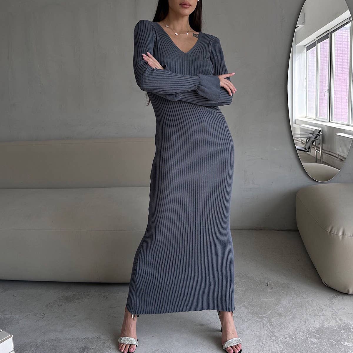 SOLID COLOR PIT STRIP LONG KNIT SLIM-FIT DRESS