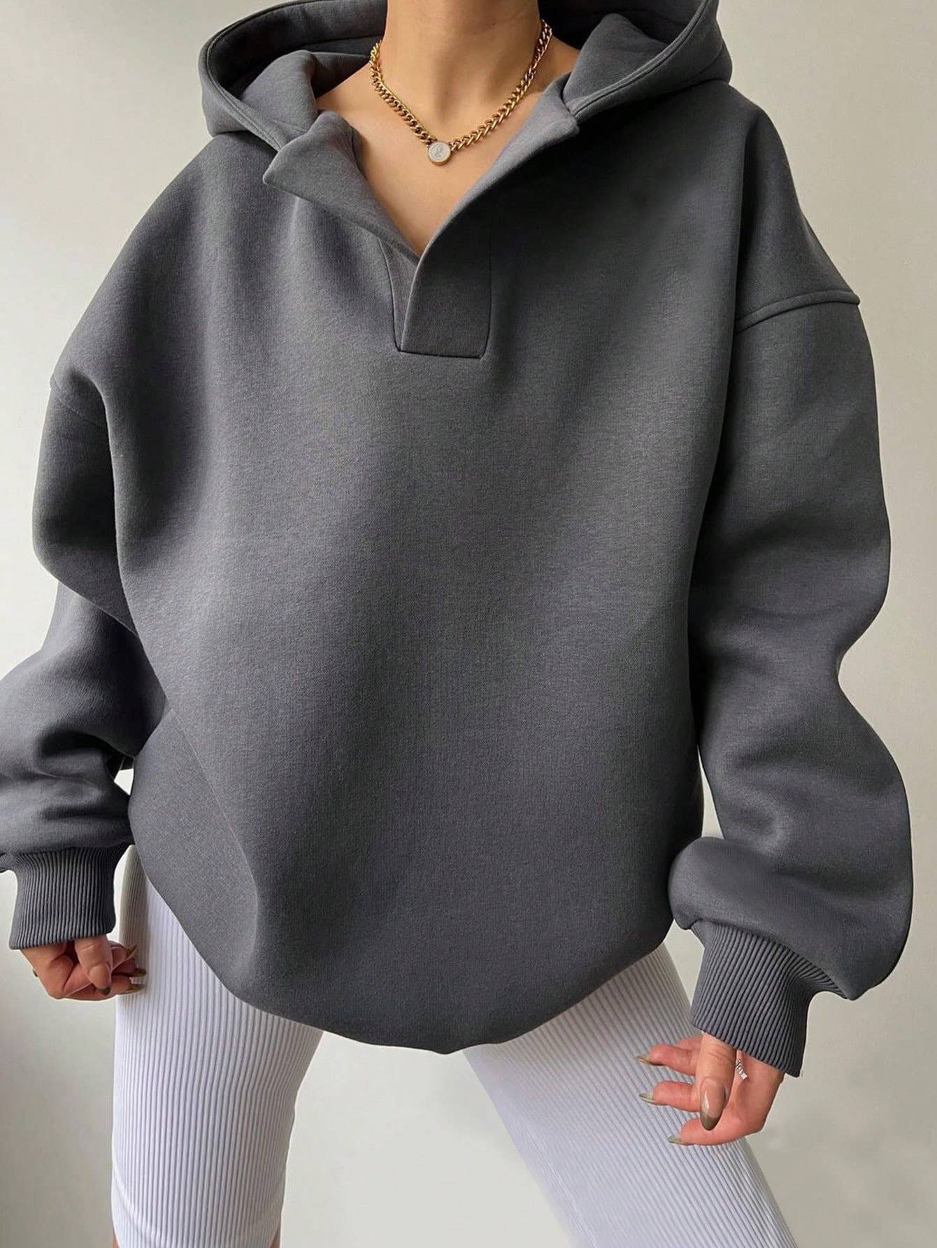 SOLID COLOR LONG SLEEVE LOOSE HOODED SWEATSHIRT