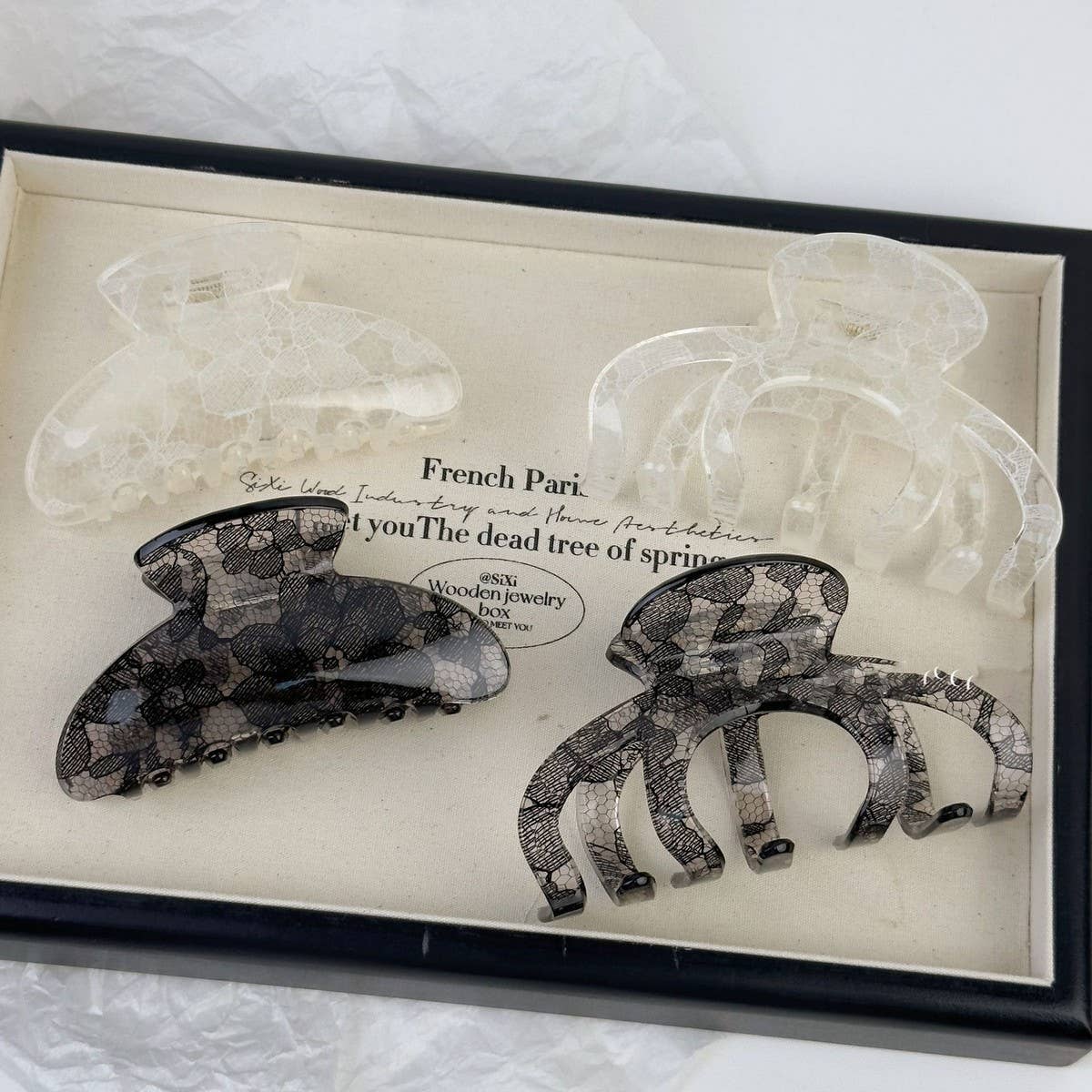 DELICATE AND GENTLE LACE PATTERN HAIRPIN