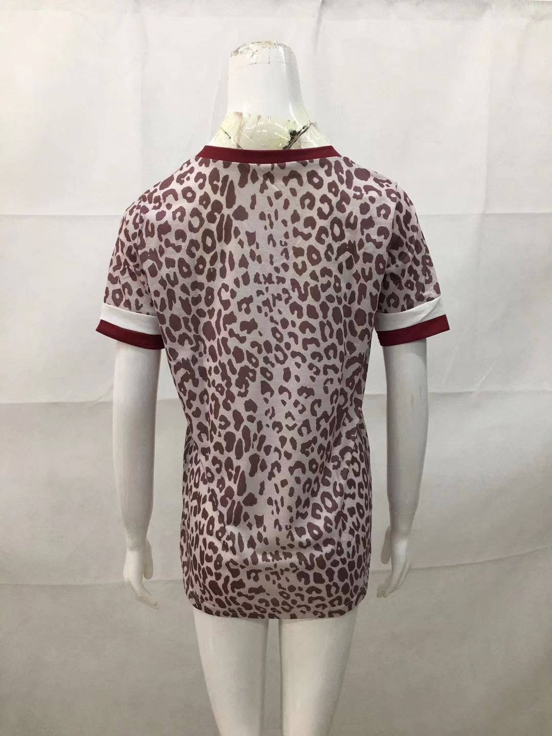 V-NECK PRINT LEOPARD T-SHIRT BLOUSE
