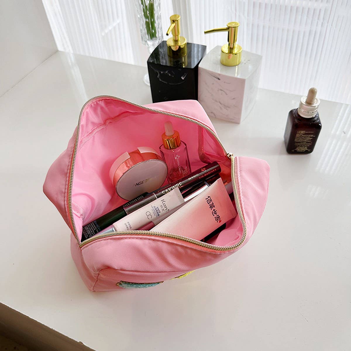 NEW HIGH-VALUE LETTER HAND-HELD COSMETIC BAG_CWAB4448