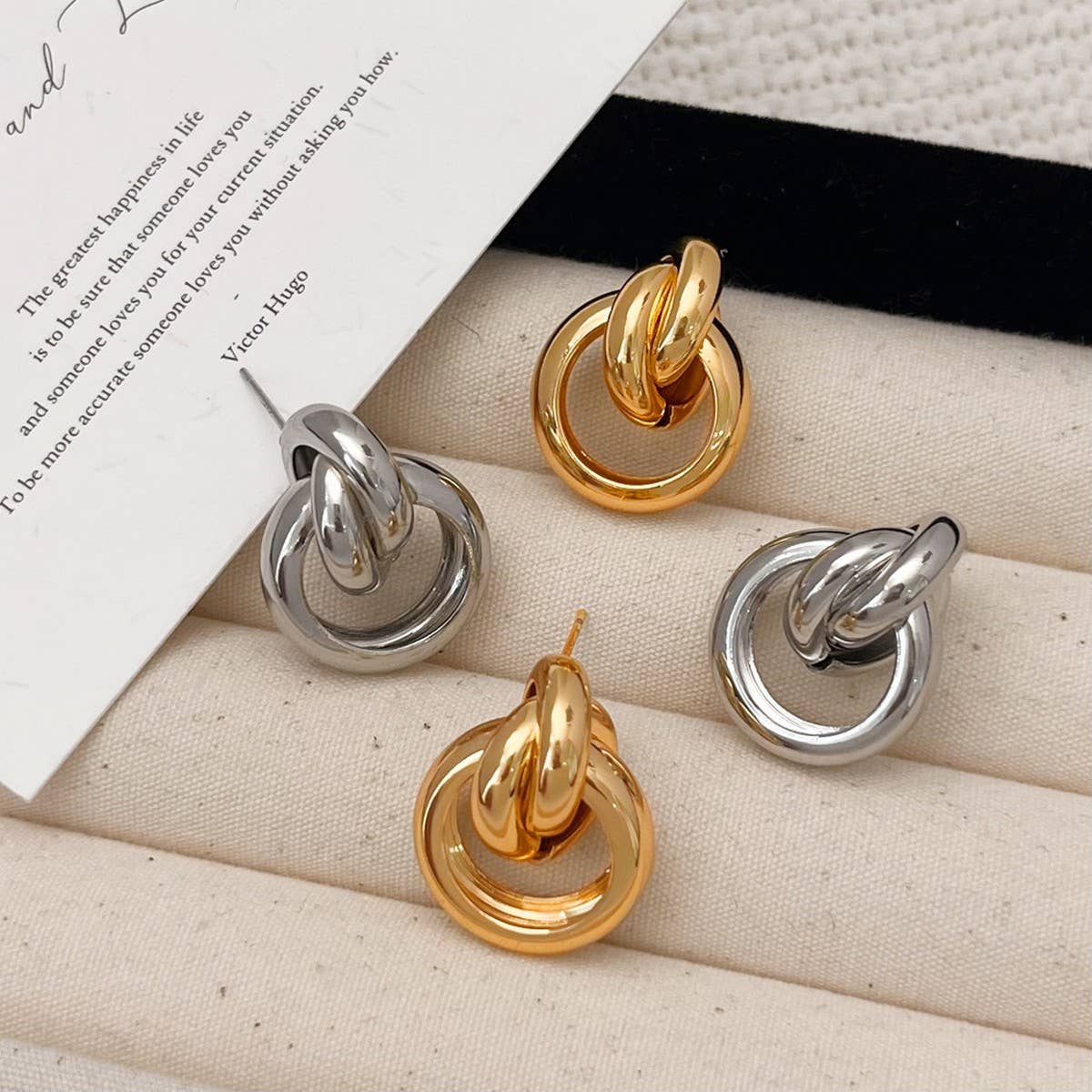 NEW FASHION RETRO GEOMETRIC EARRINGS FOR WOMEN