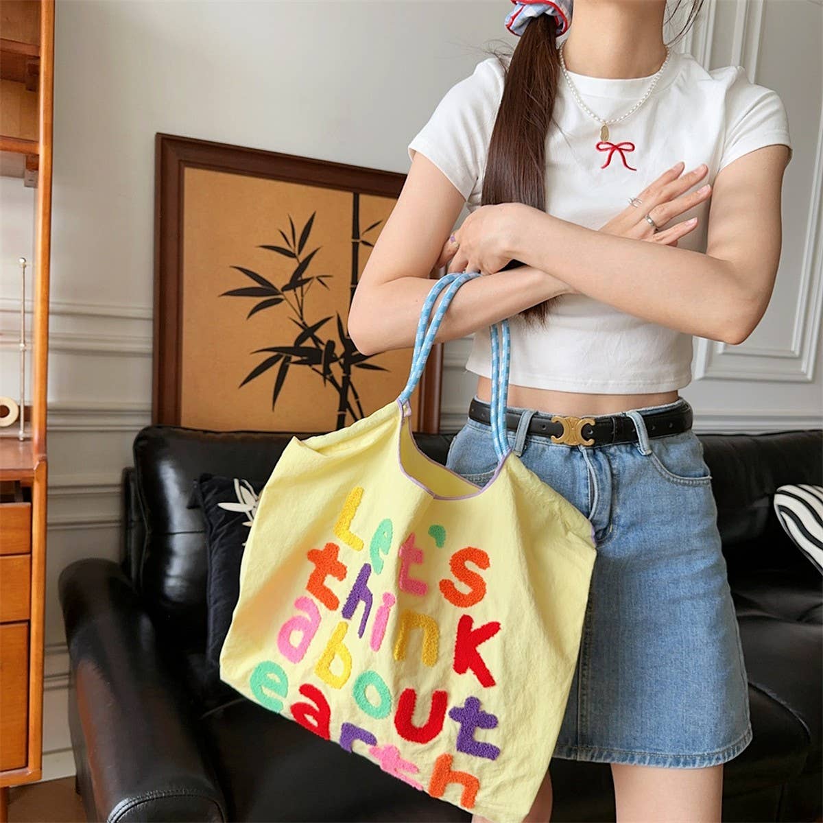 CWAB5800_LARGE CAPACITY EMBROIDERED CANVAS SHOULDER BAG