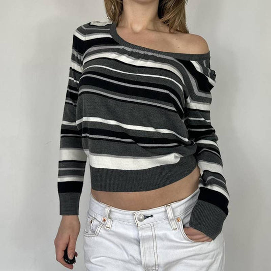 VINTAGE COLOR CONTRAST STRIPED LOOSE WOOLEN TOP