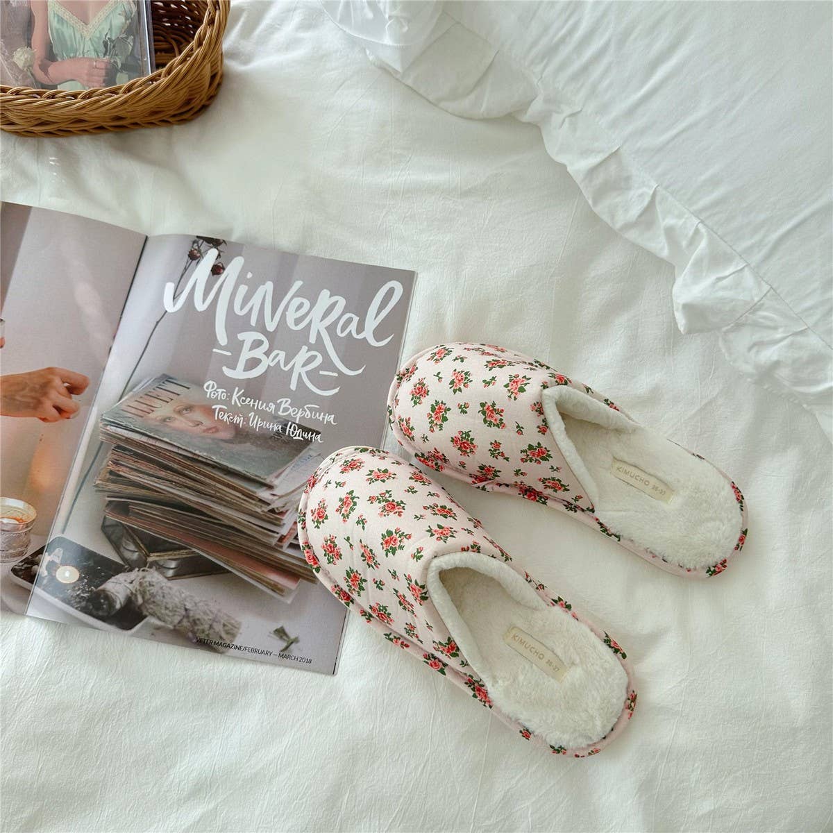 WARM HOUSE SHOES THICK-SOLED PLUSH SLIPPERS