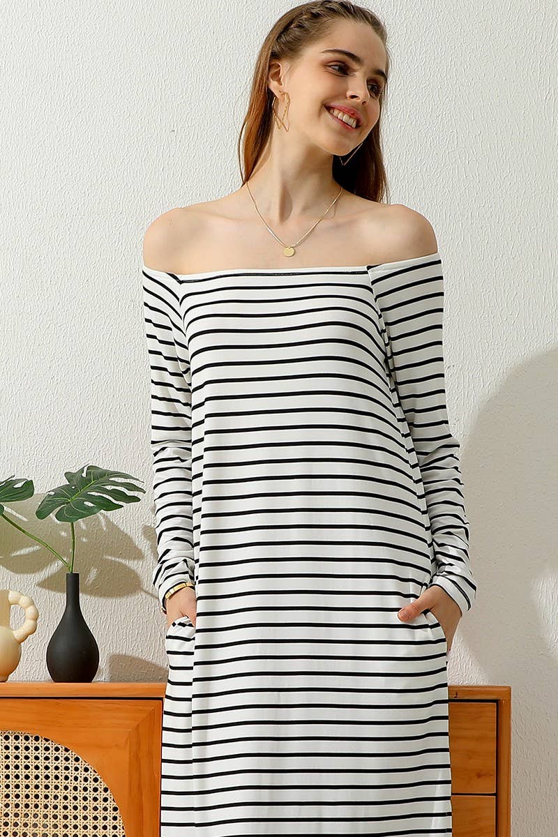 CWDMD817_OFF SHOULDER ROUND HEM MAXI DRESS WITH POCKETS