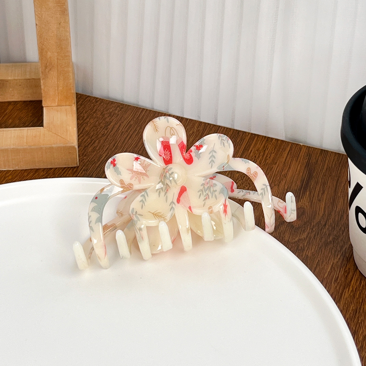 Vintage Floral Claw Clip ? Elegant Chinese Grip