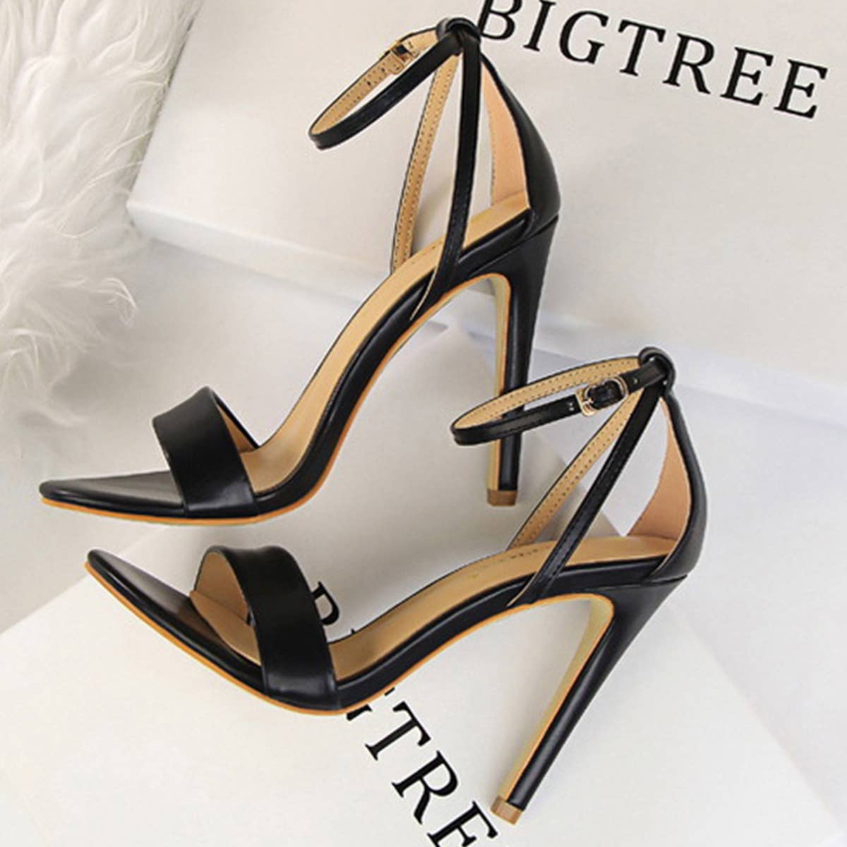 COLOR MATCHING OPEN TOE HOLLOW STILETTO HEELS