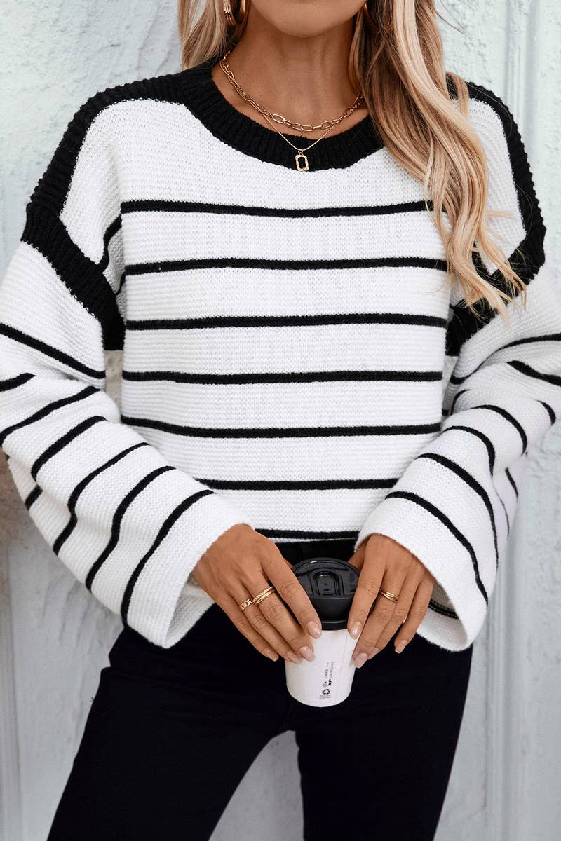CWOSWL07061_BLACK AND WHITE STRIPED PULLOVER KNIT SWEATER