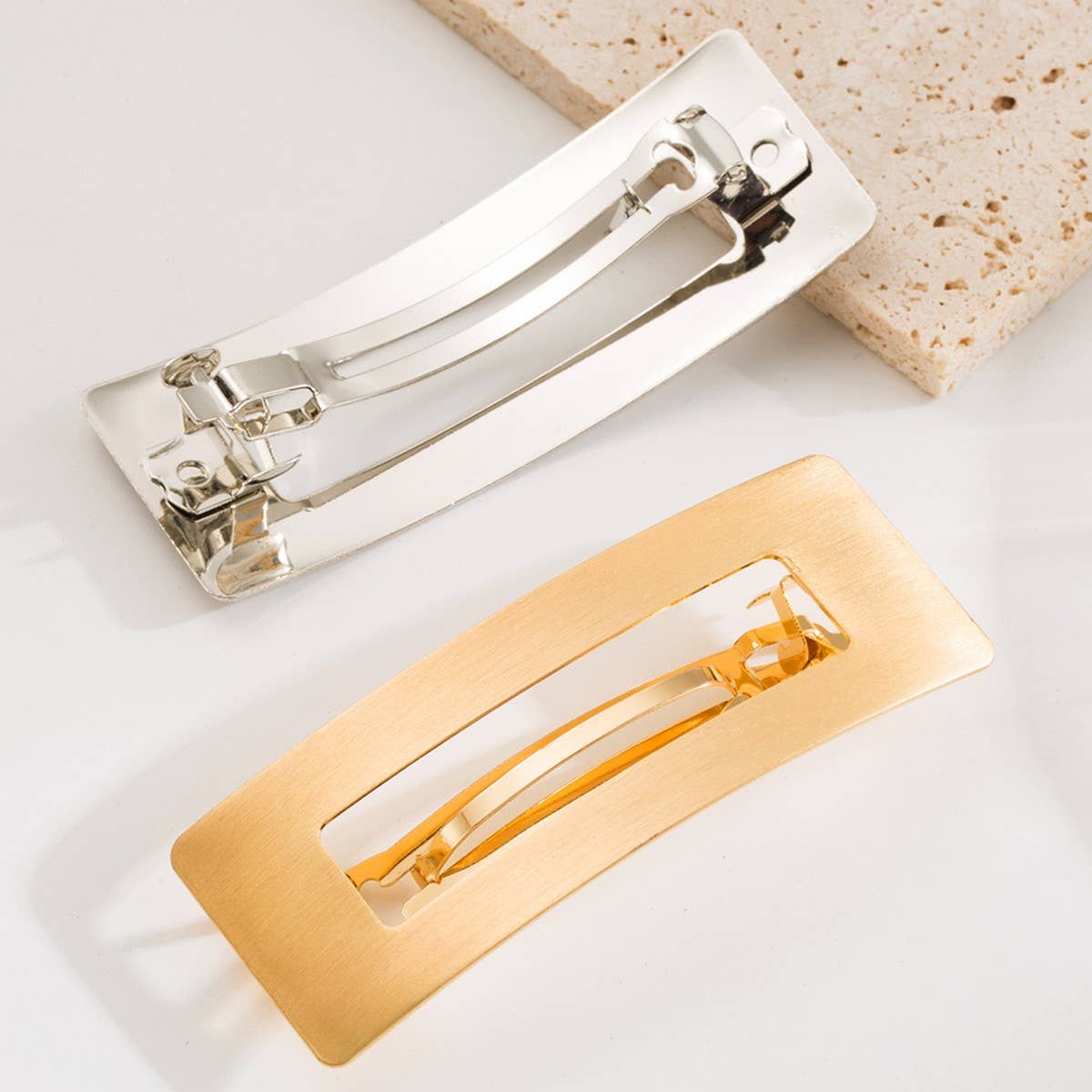 Minimalist Metal Bow Hollow Rectangle Spring Clip