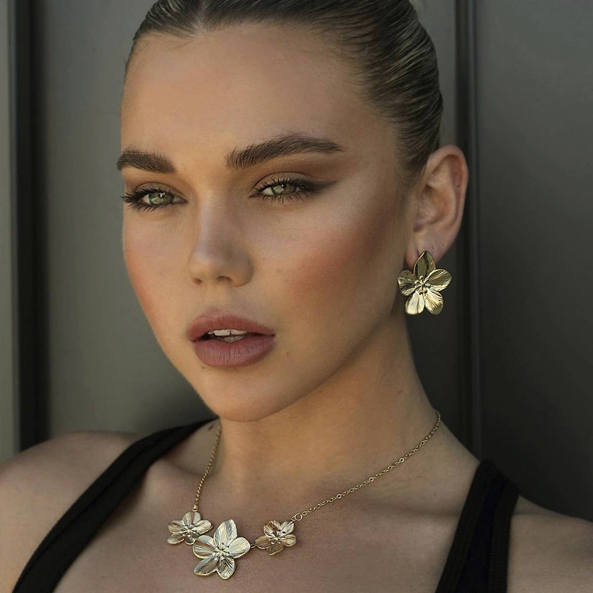 GOLD FLOWER JEWELRY LIGHT LUXURY VERSATILE EARRINGS