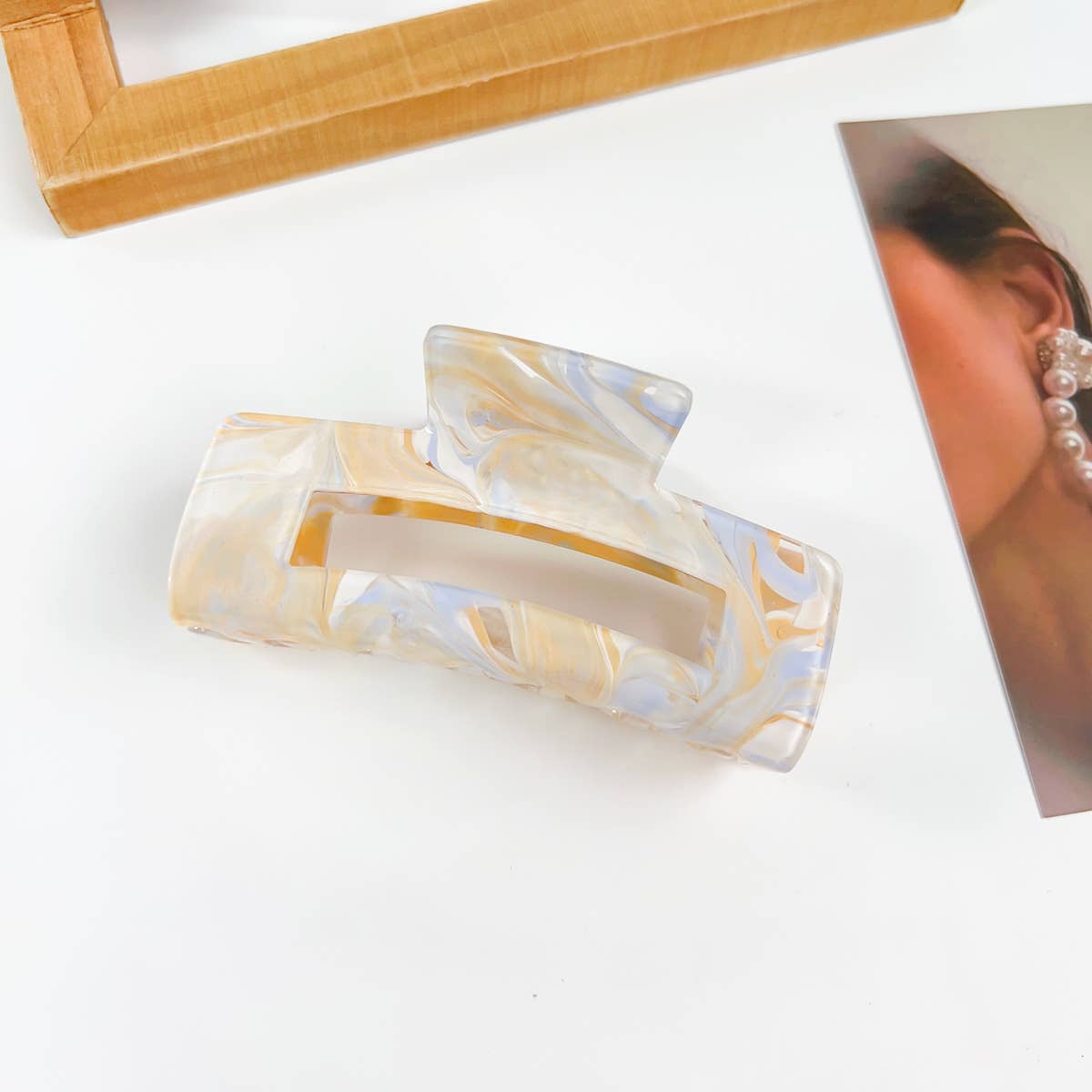 Simple geometric grab acrylic hair clip