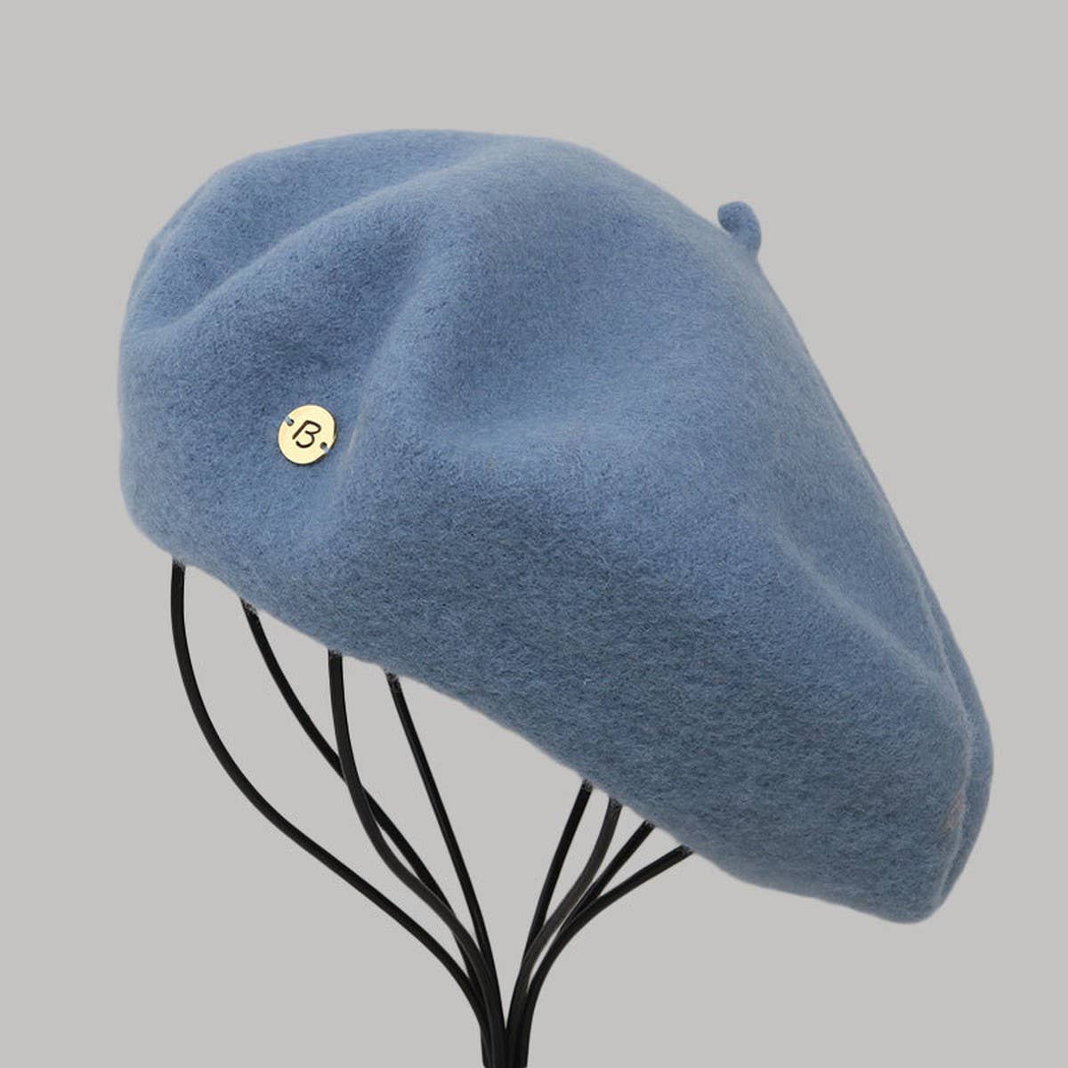 SIMPLE FRENCH BERET WITH LETTER B LOGO_CWAH1938