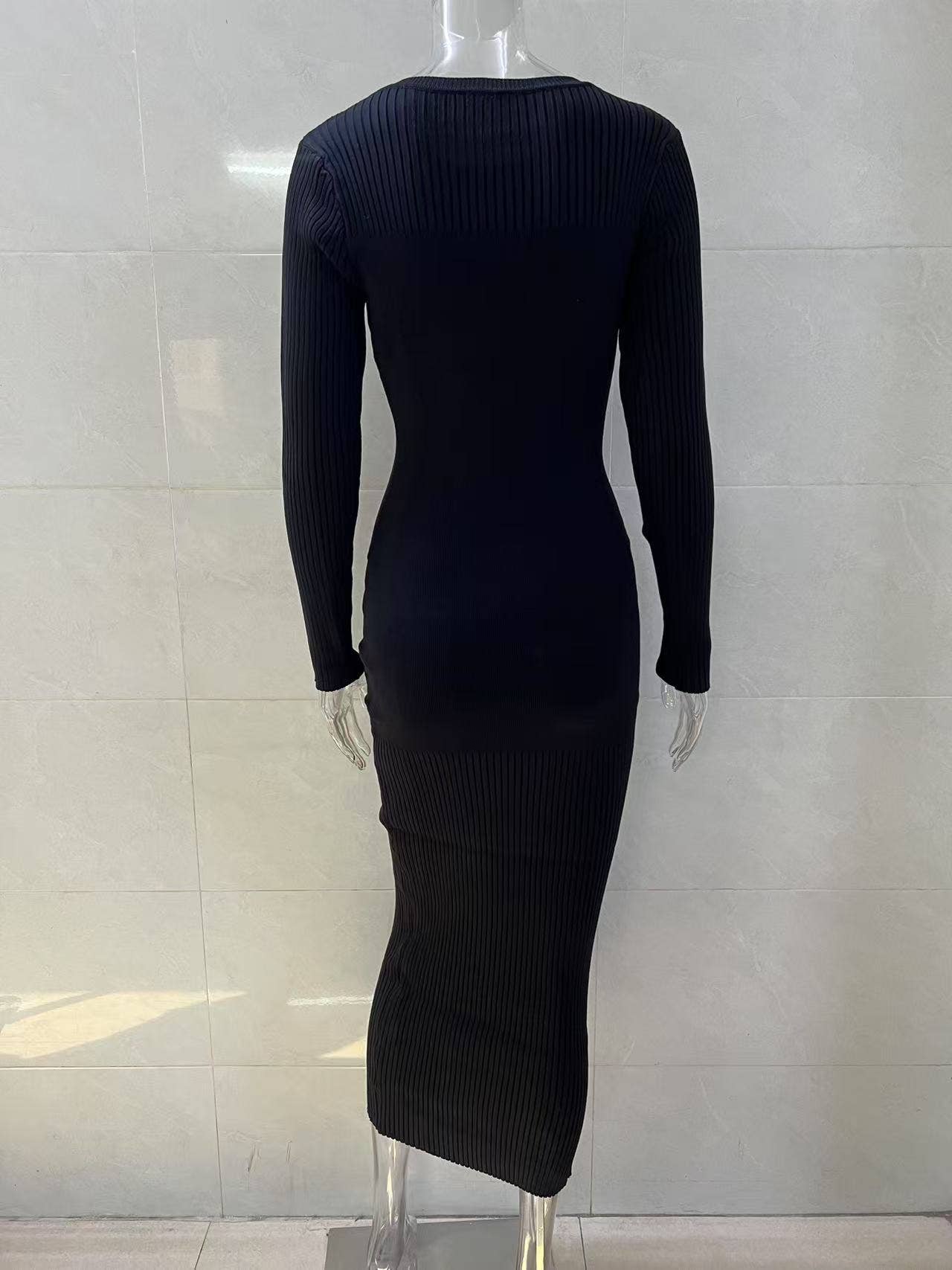 Round-neck pitted tight knitted dress