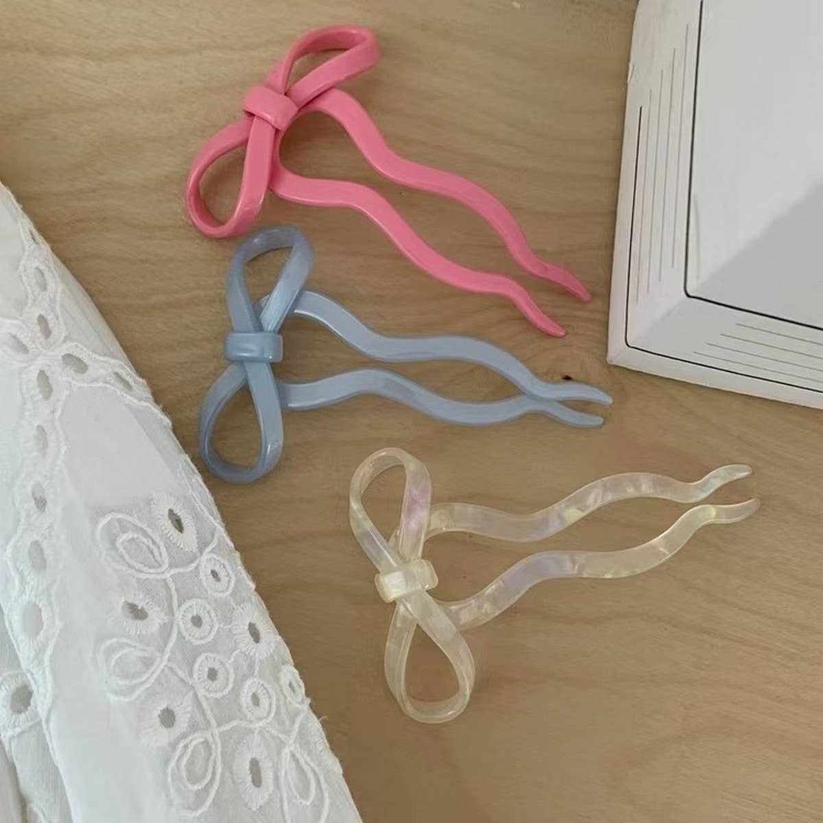 TEMPERAMENT BOW U-SHAPED HAIRPIN