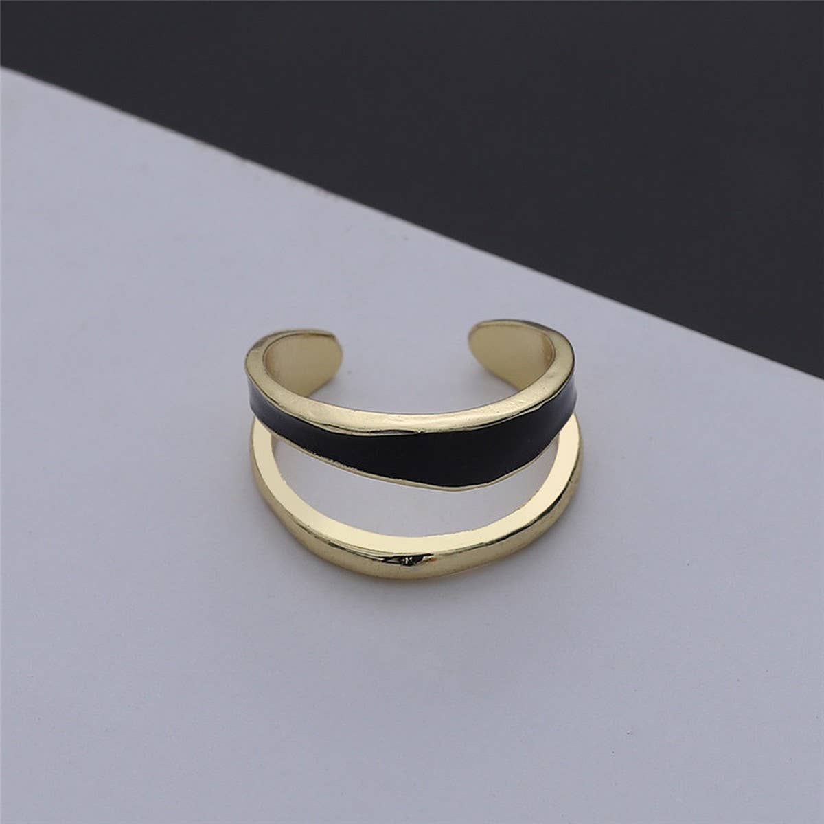 GEOMETRIC CONTRAST INDEX FINGER OPEN RING
