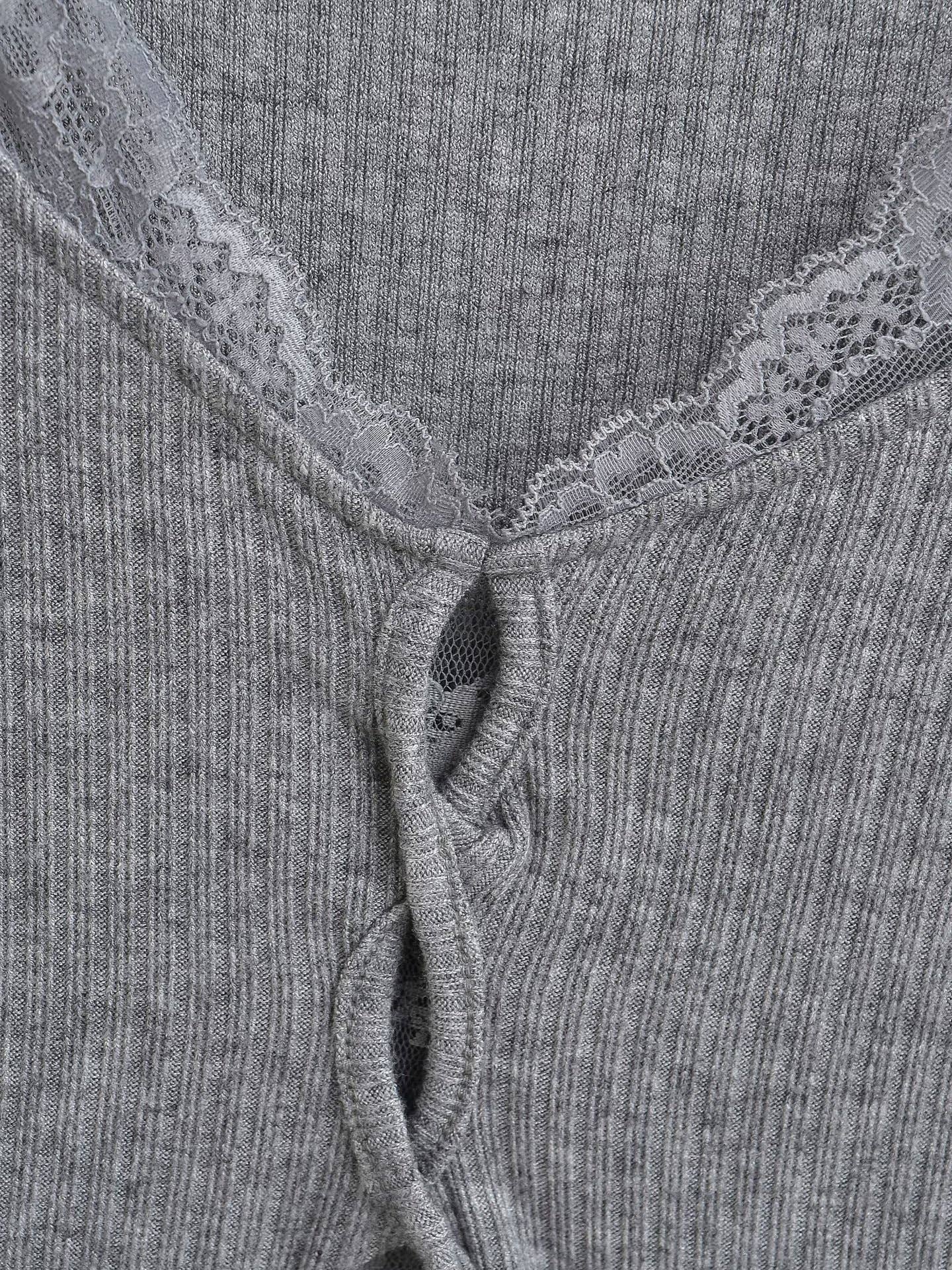 V-neck lace patchwork cutout long-sleeved Top