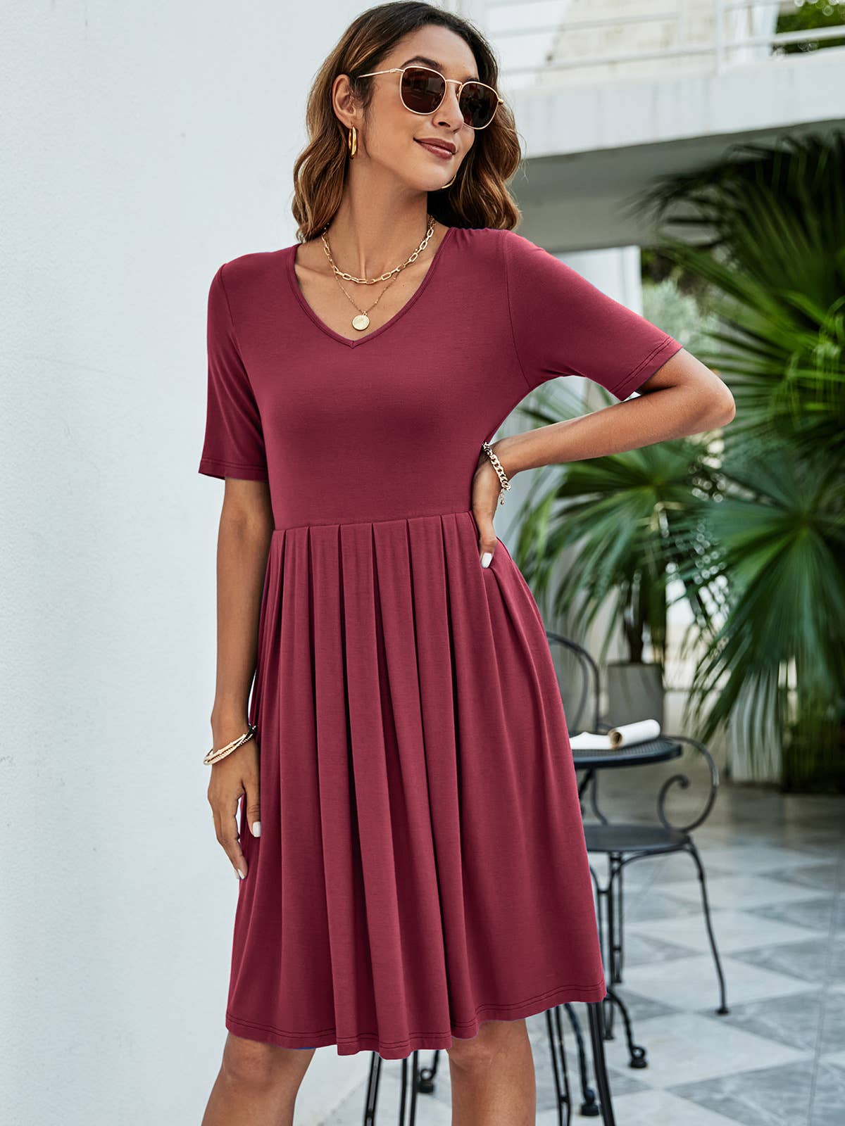 Solid color V-neck basic pleated casual dress