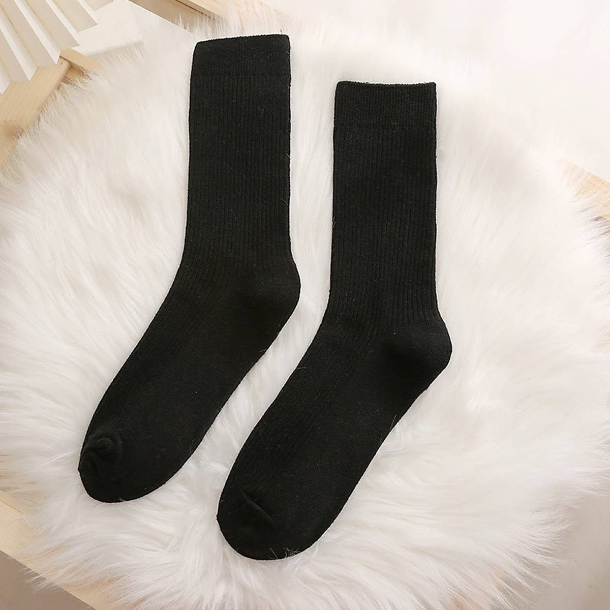 AUTUMN AND WINTER SOLID COLOR MID-CALF SOCKS_CWMS0978