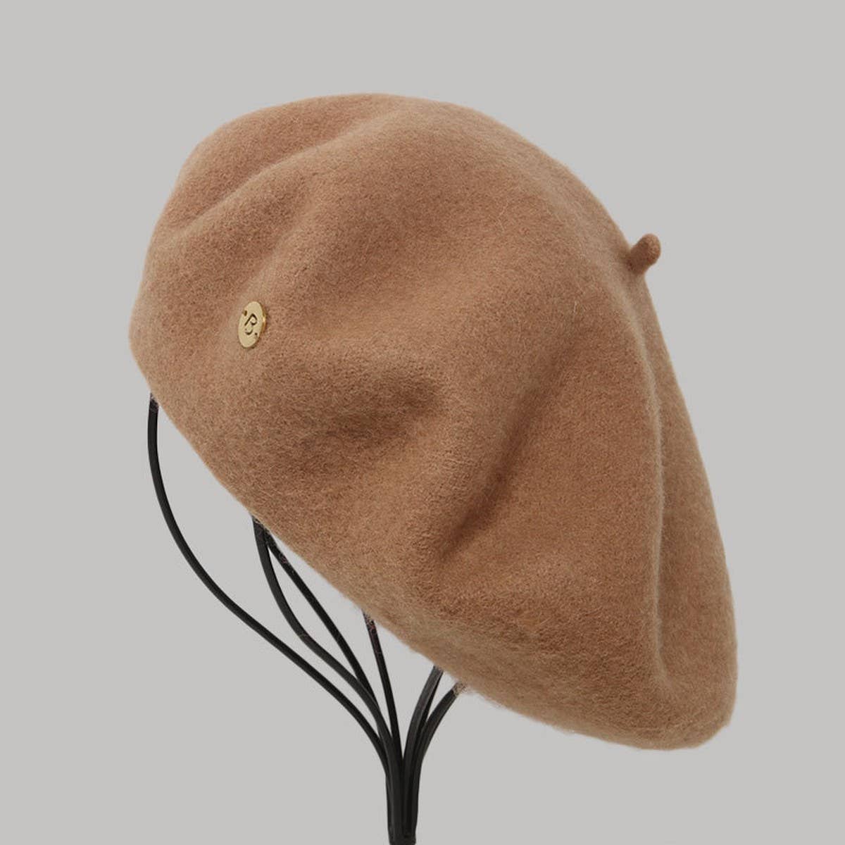 SIMPLE FRENCH BERET WITH LETTER B LOGO_CWAH1938