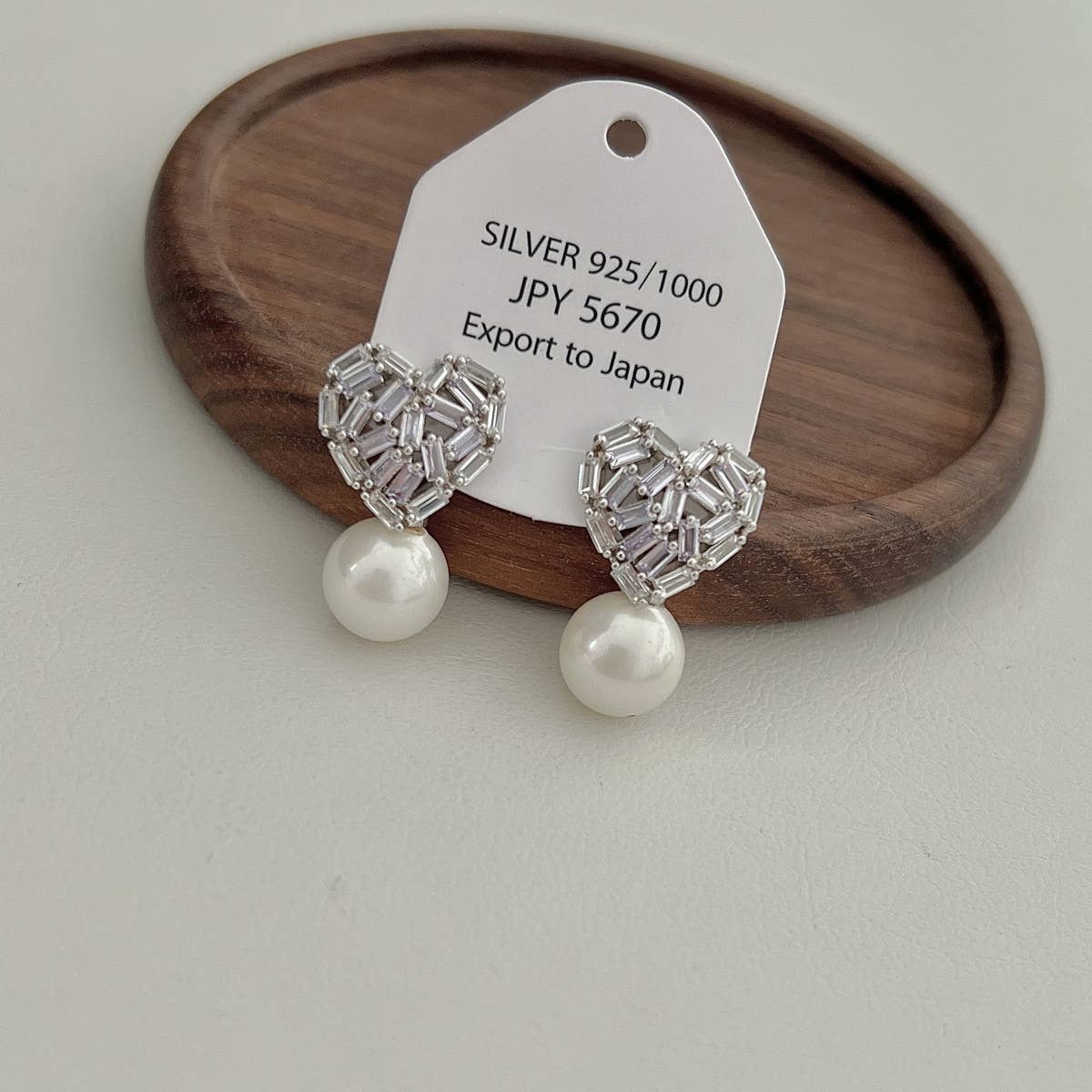 LIGHT LUXURY LOVE PEARL EARRINGS AND EARRINGS