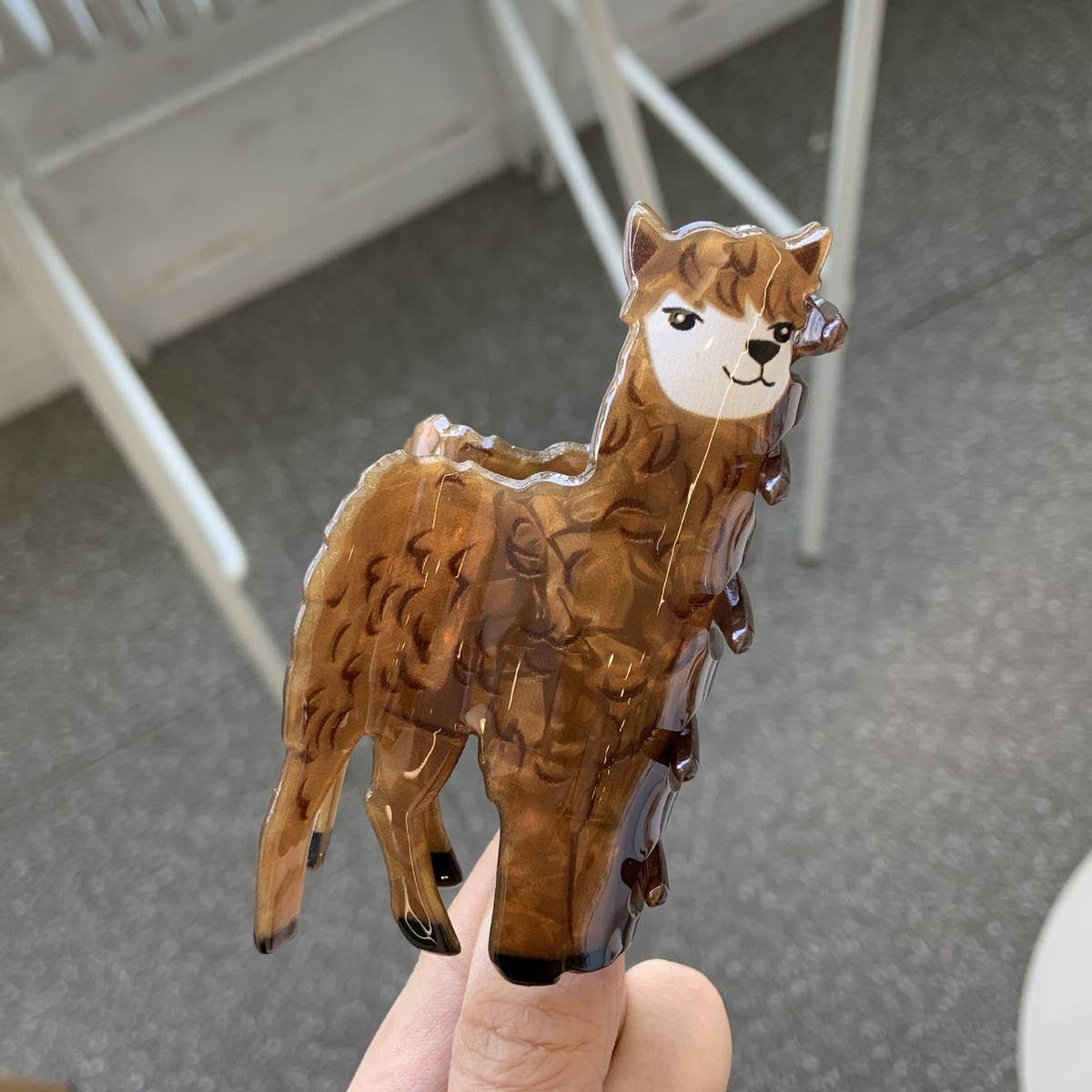 CWAHA4447_FARM MAPLE LEAF SMALL ANIMAL SHARK CLIP GRAB CLIP