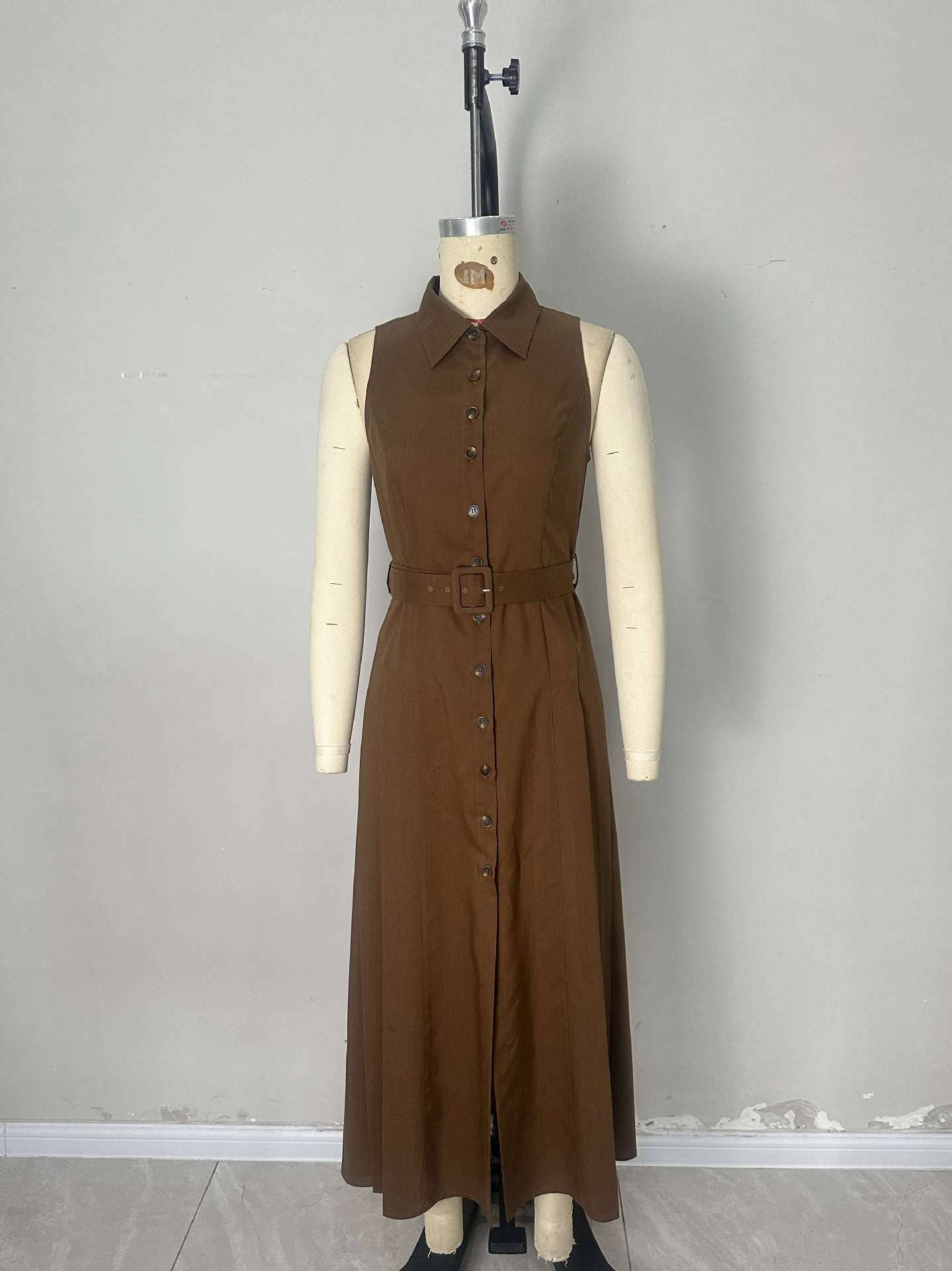 Split sleeveless solid cinched waist shirt dress