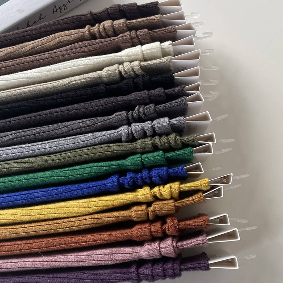 WOMEN'S SOLID COLOR CASHMERE LACE MID-CALF SOCKS