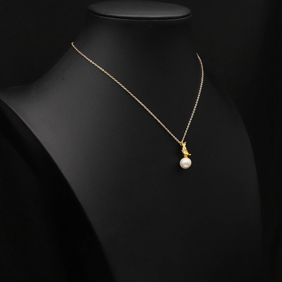 LUXURY NATURAL FRESHWATER PEARL NECKLACE
