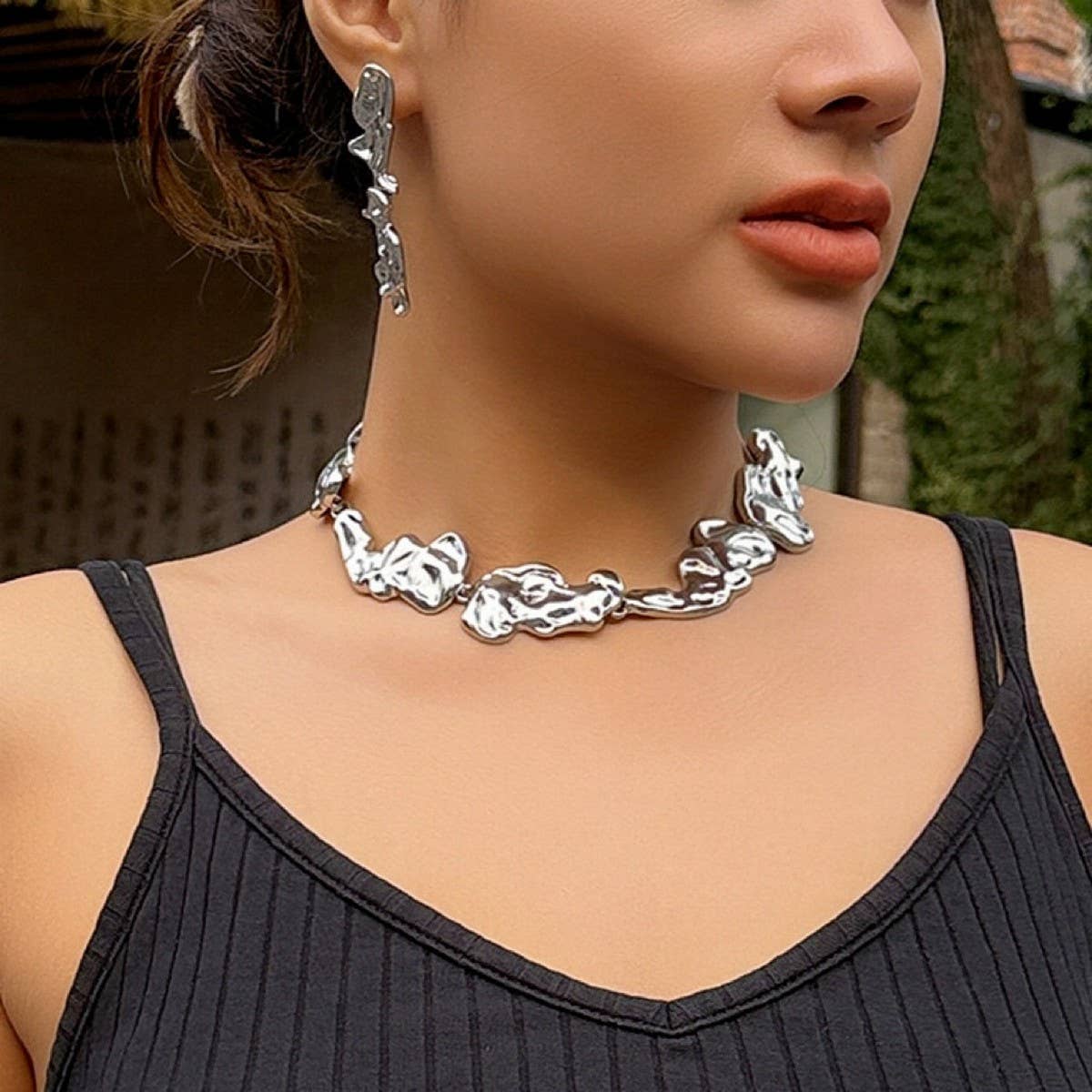 WRINKLED METAL IRREGULAR VINTAGE NECKLACE SET_CWMM3249