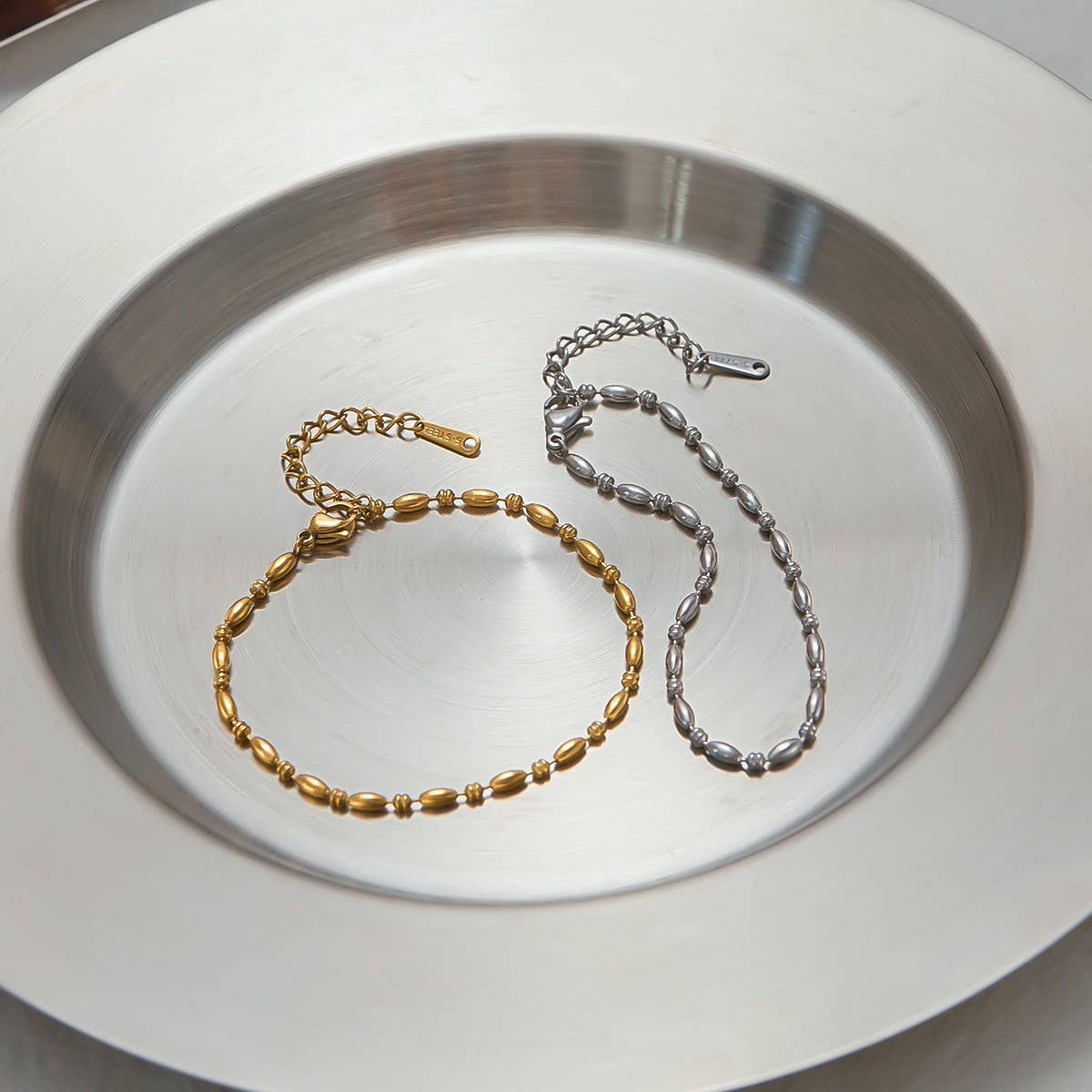 18K Gold Oval Bead Bracelet, Titanium Steel, Luxe_CWAJE4719