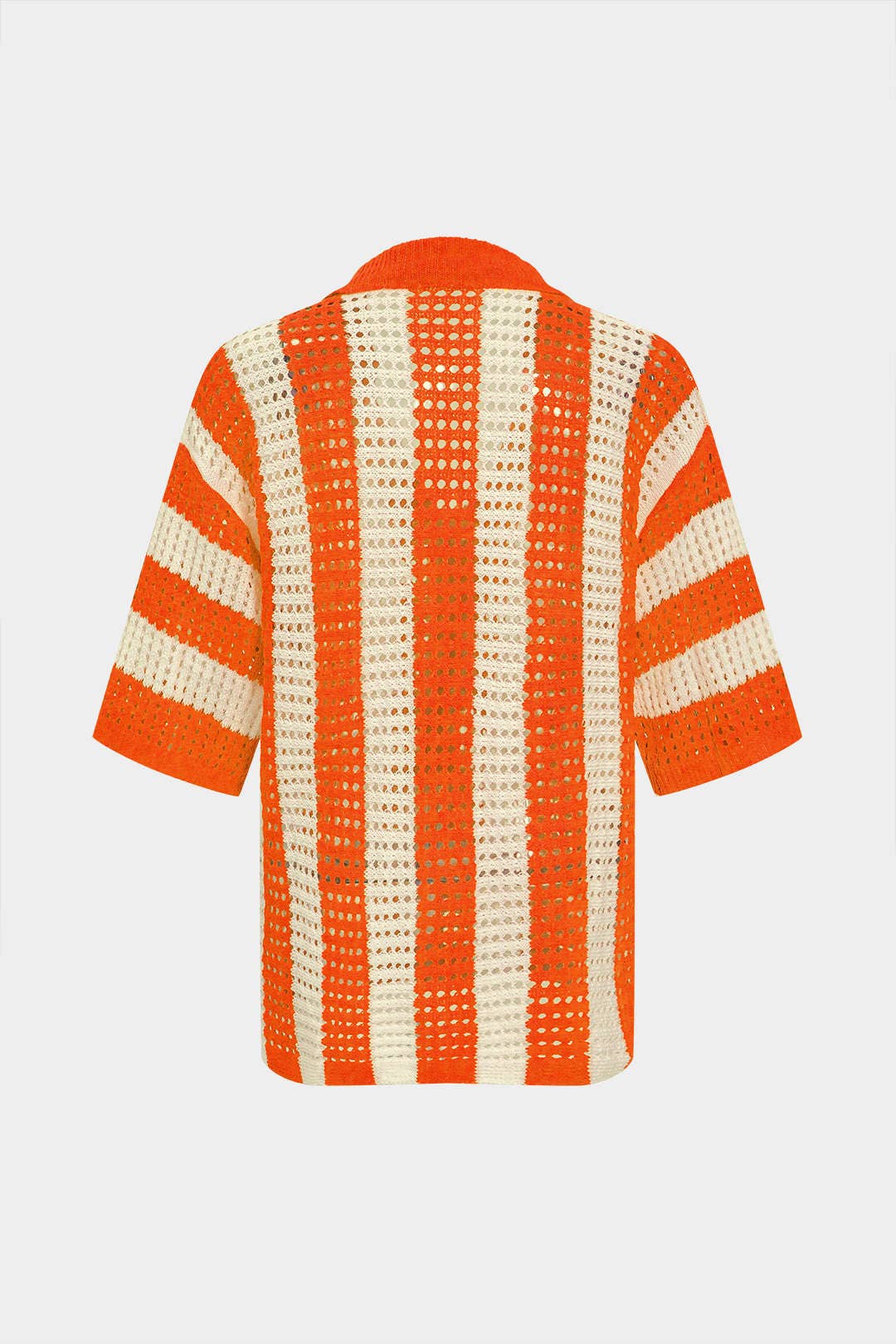 Knitted suit with striped short sleeves shorts