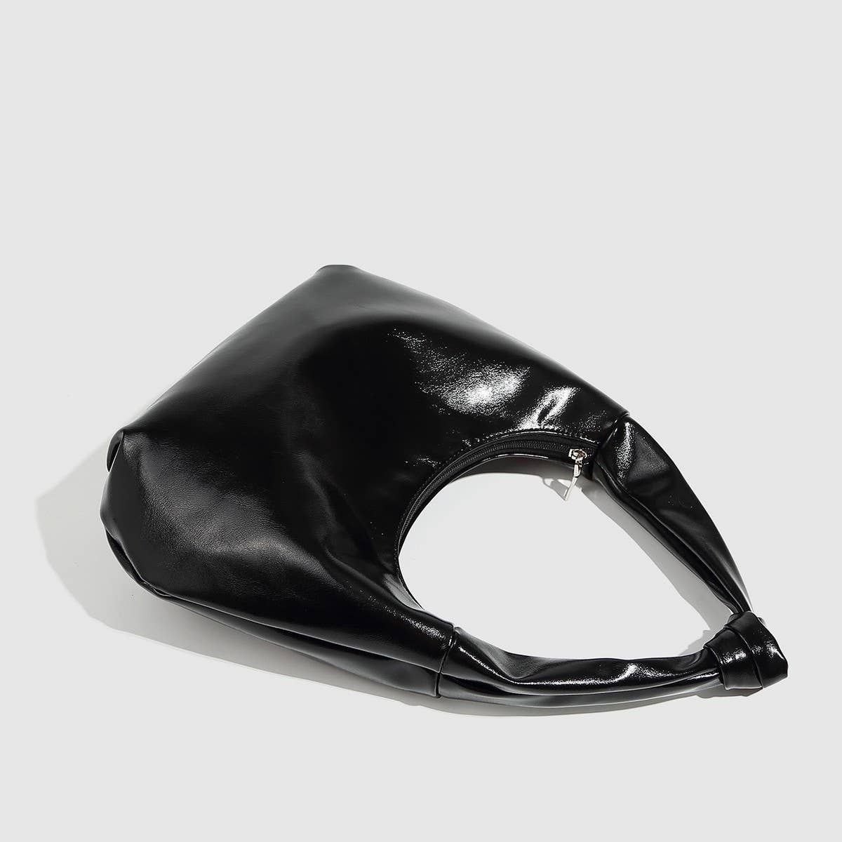 Glossy Cloud Shoulder Bag with Minimalist Design_CWAB5705