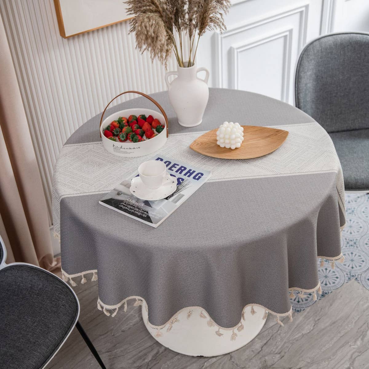 GRAY JACQUARD GEOMETRIC TABLECLOTH