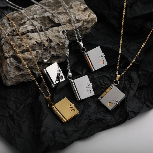 OPEN AND CLOSE BOOK LETTER NECKLACE_CWAJE1602