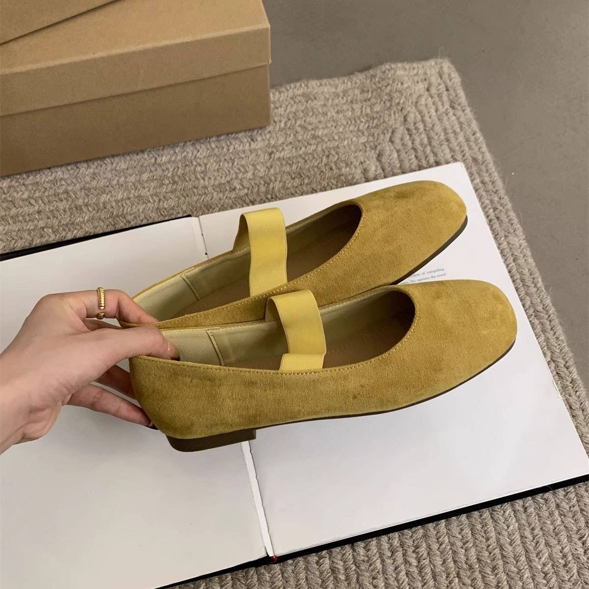 Suede Ballet Flats Mary Janes for Women_CWSHF0082