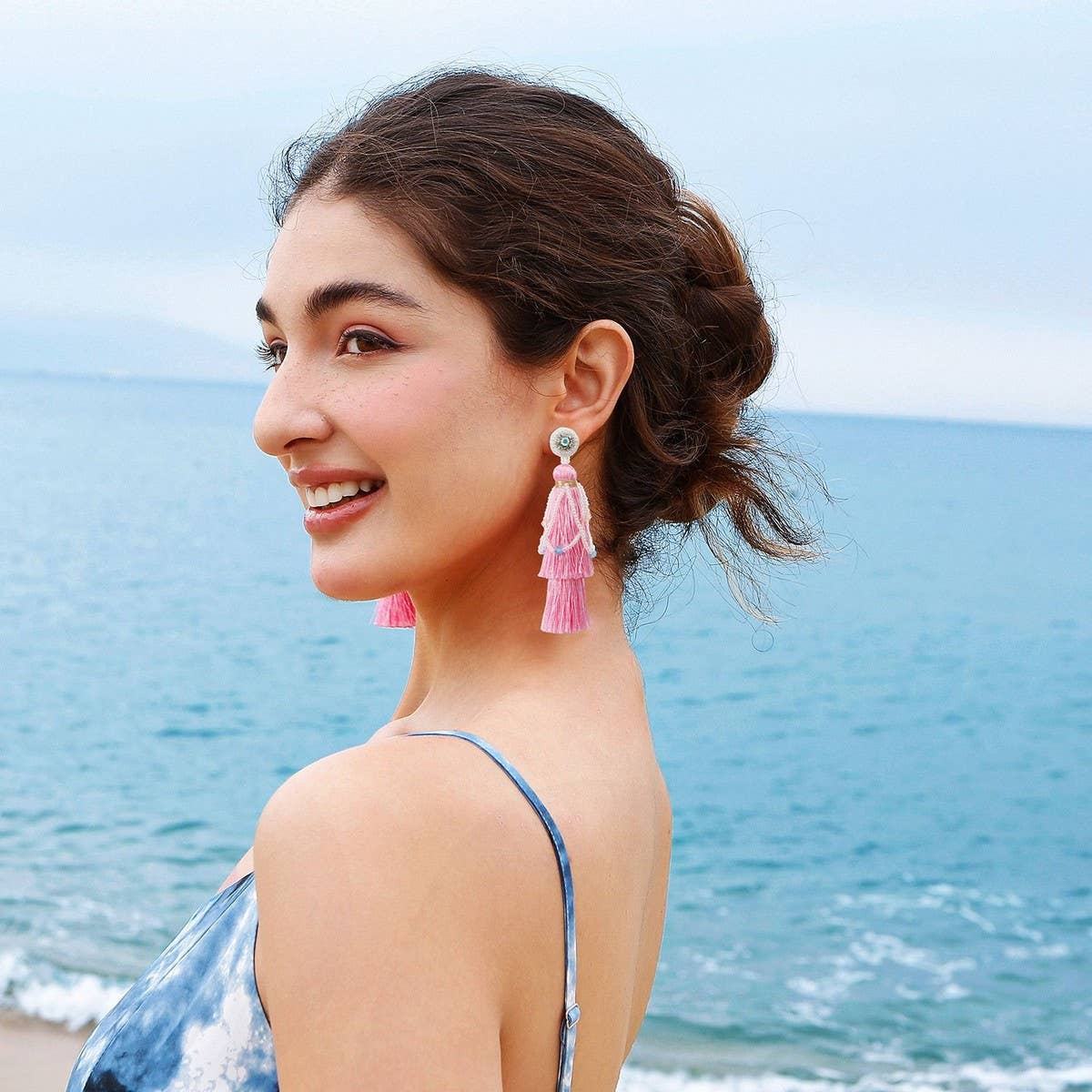 MINT MAMBO STYLE TRANSPARENT TASSEL EARRINGS