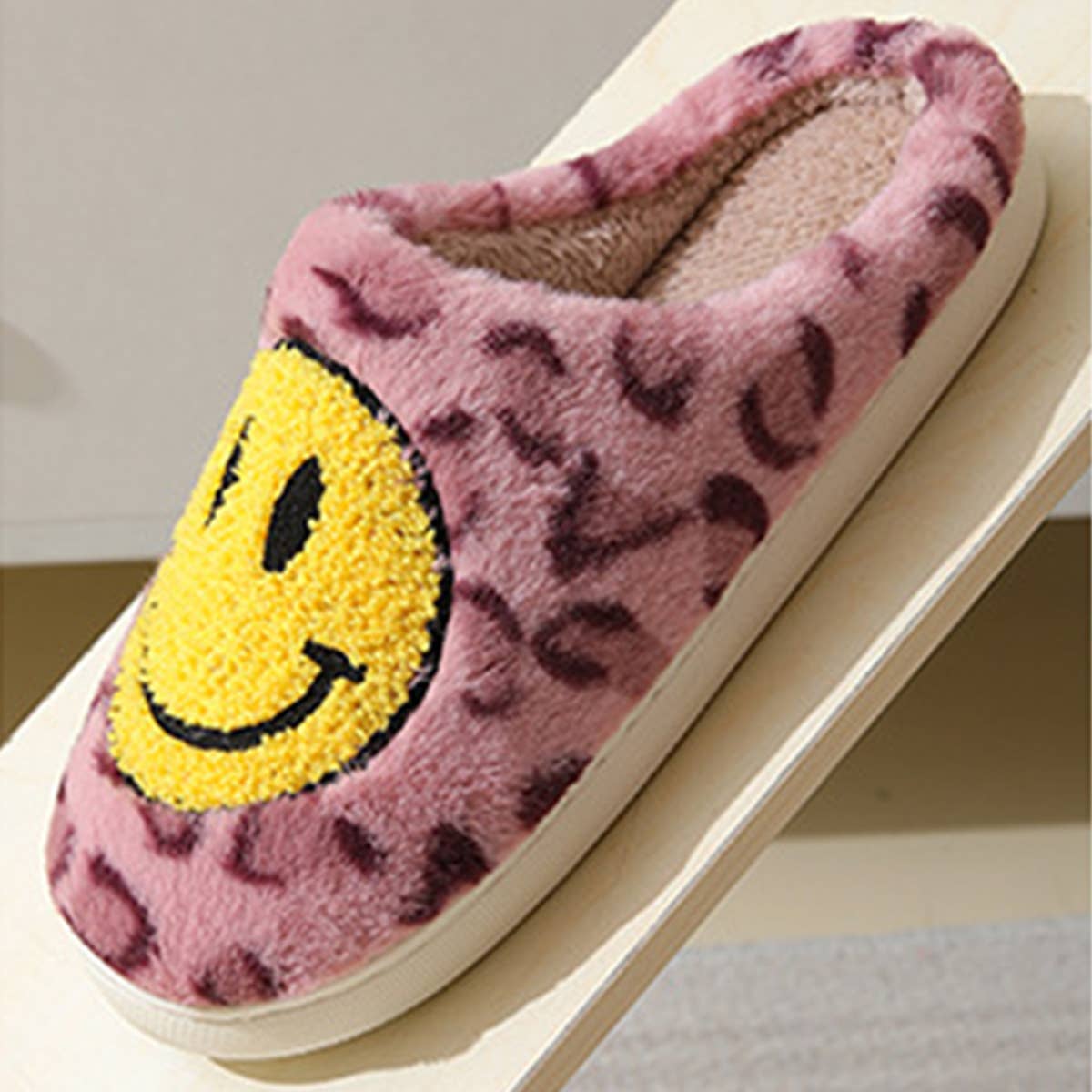 LEOPARD SMILING COTTON FUZZY SLIPPERS WOMEN