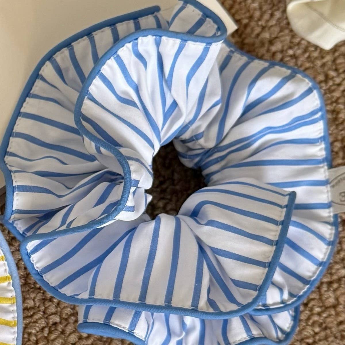 Yellow Stripe Oversized Scrunchie Hair Tie_CWAHA5505