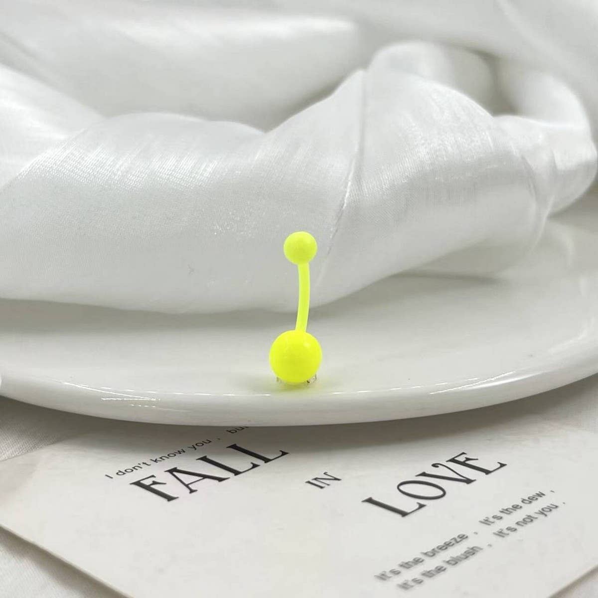 Glow in Dark Belly Ring ? UV Flexible Bar