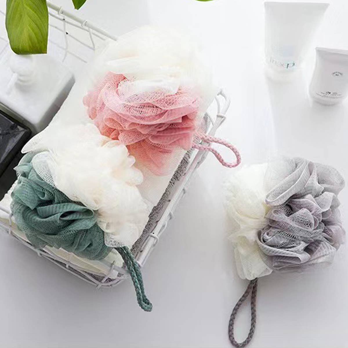 CWMM8431_DOUBLE COLOR UNISEX FOAMING FINE MESH BATH BALL